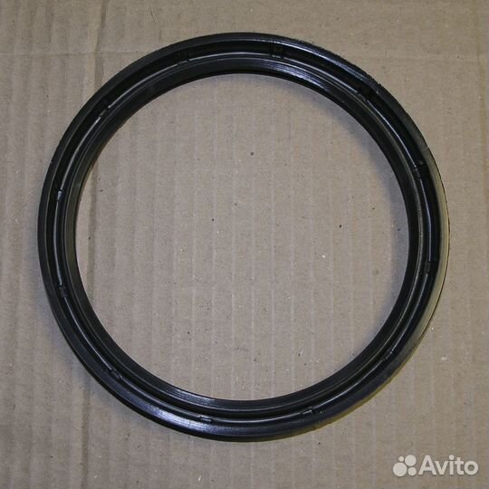 Сальник 137*160*14-2,2 задней ступицы урал