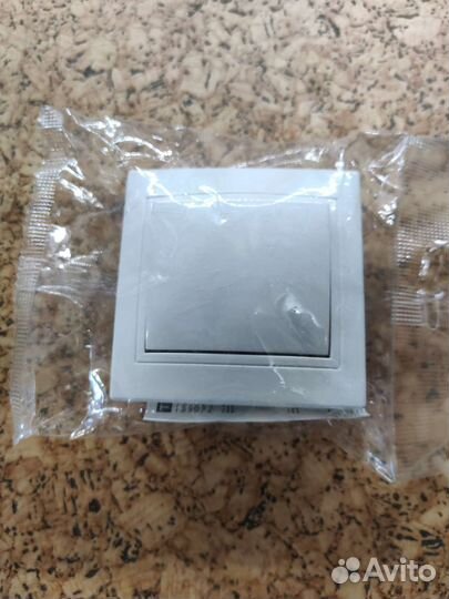 Выключатель одноклавишный