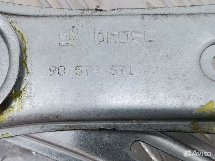 Стеклоподъемник передний левый Opel Zafira (A)