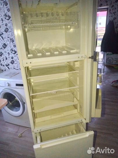 Холодильник