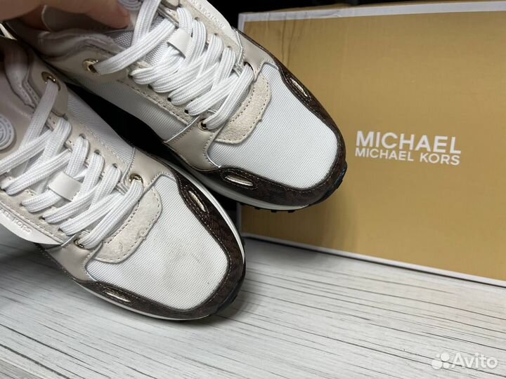 Кроссовки Michael Kors