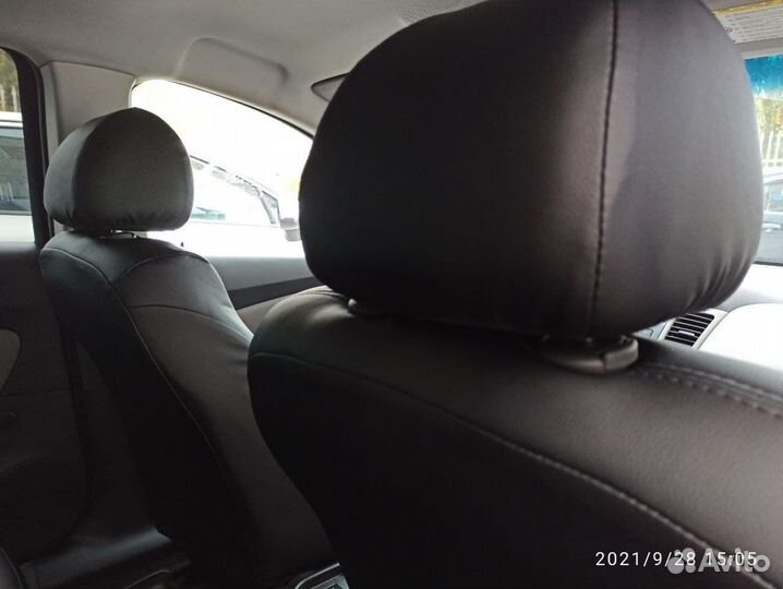 Авточехлы из экокожи для Renault Logan 1