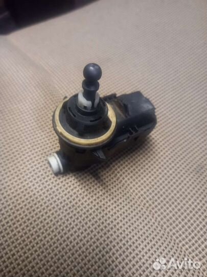 Ниссан Х-трейл Т31 корректор фар