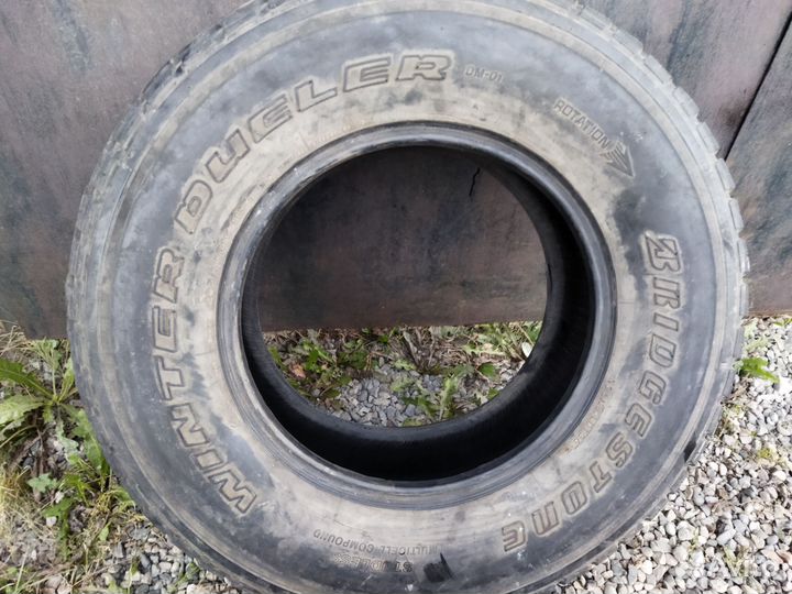 Bridgestone Winter Dueler DM-Z2 265/70 R16