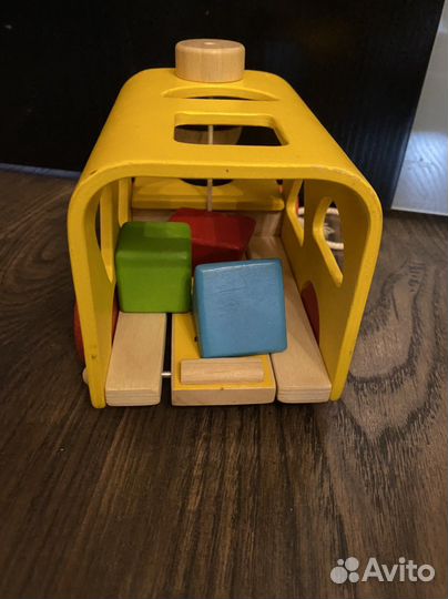 Сортер автобус PlanToys Sorting Bus