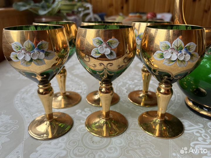 Графин и фужеры