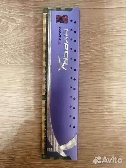 Оперативная память Kingston HyperX ddr3 2 gb