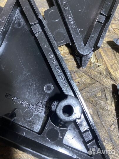 Уголки боковых зеркал mitsubishi carisma