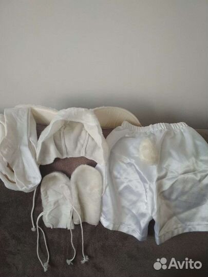 Новогодний костюм для мальчика-зайчика