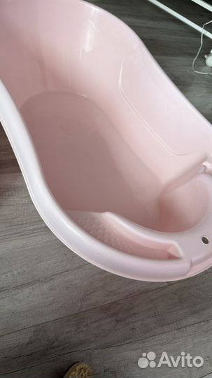Ванночка для купания с горкой