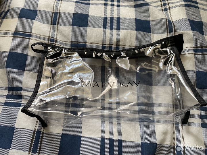 Косметички Pupa Mary Kay