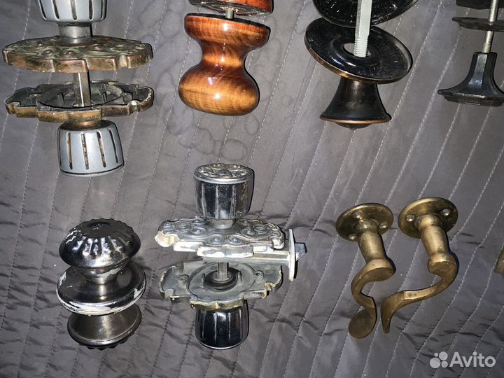 Дверные ручки