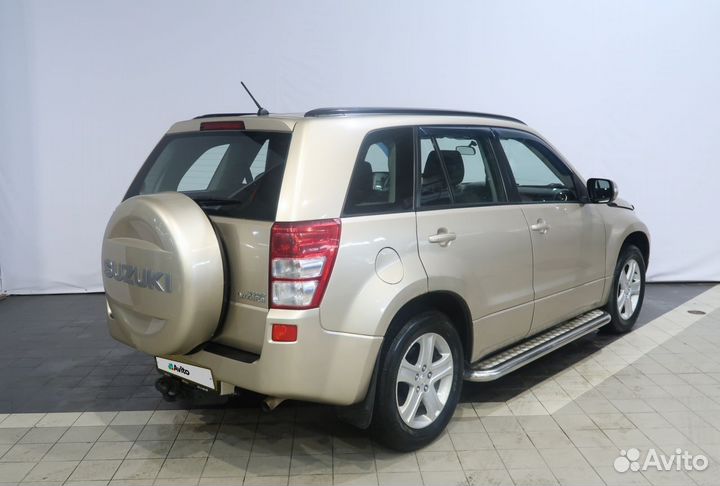 Suzuki Grand Vitara, 2010