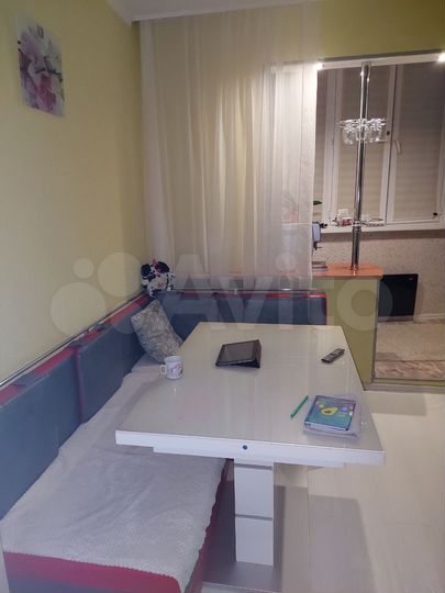 2-к. квартира, 65 м², 4/12 эт.