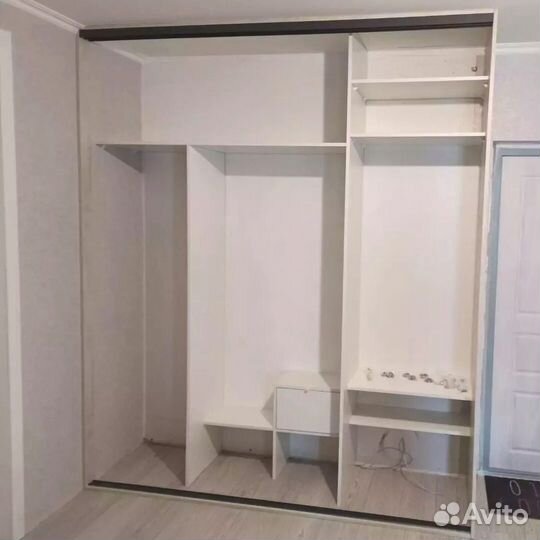 Стильный шкаф купе