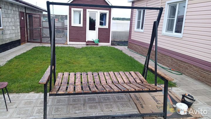 Садовые качели новые