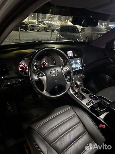 Toyota Highlander 3.5 AT, 2013, 202 000 км