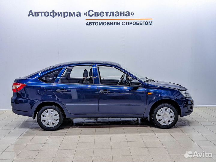 LADA Granta 1.6 МТ, 2015, 67 682 км