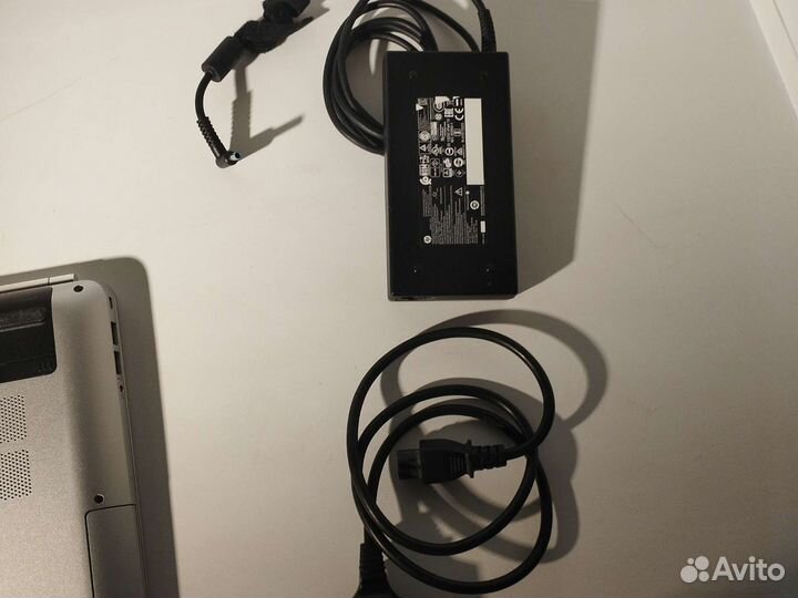 Ноутбук HP Pavilion 17-ab024ur