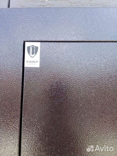 Дверь входная металлическая