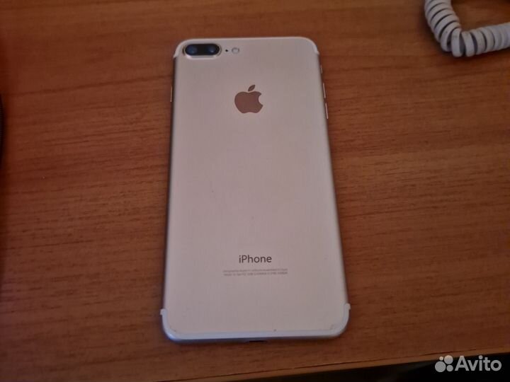 Продам iPhone 7 plus