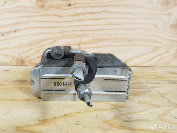 Испаритель кондиционера Daihatsu Rocky F300S HDE