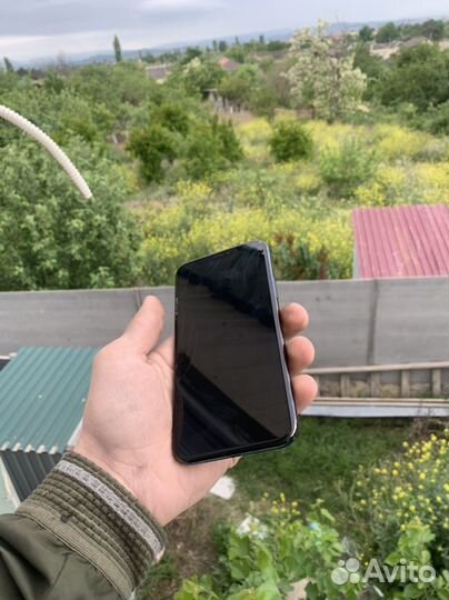 iPhone 11 Pro, 64 ГБ