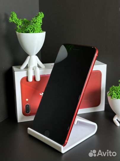 iPhone 8 Plus, 64 ГБ