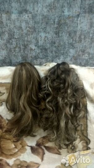 Волосы на заколках