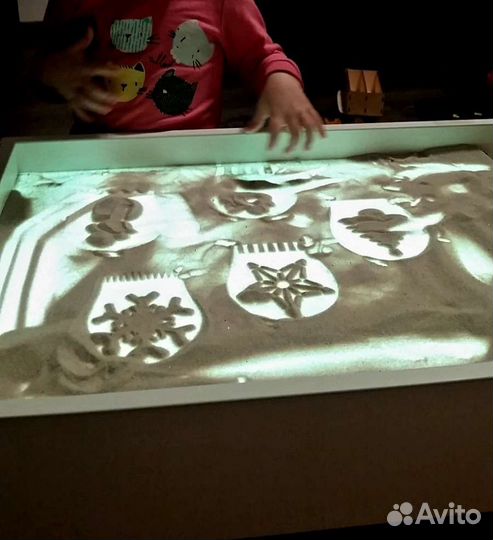 Световой стол с песком и трафаретами