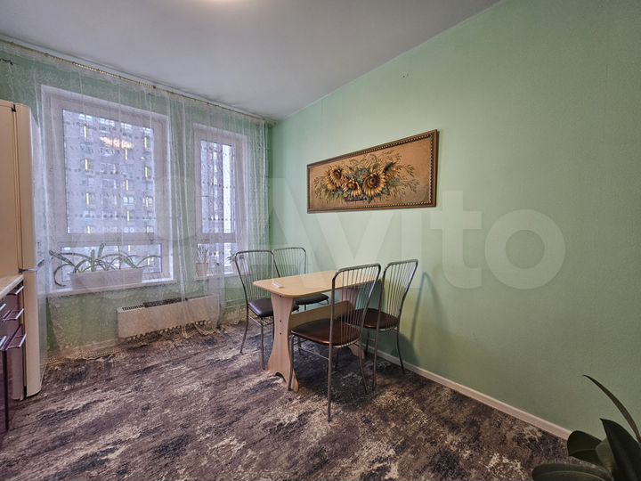 1-к. квартира, 37 м², 13/25 эт.