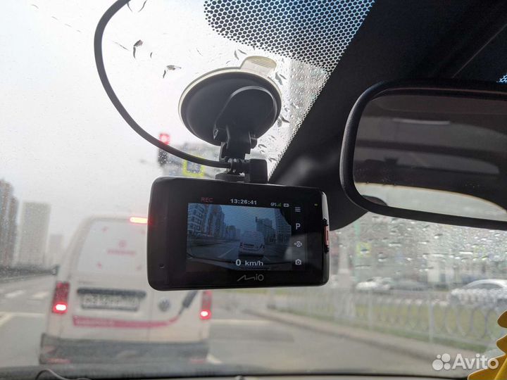 Видеорегистратор mio mivue 678