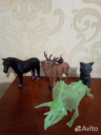 Фигурки животных пакетом