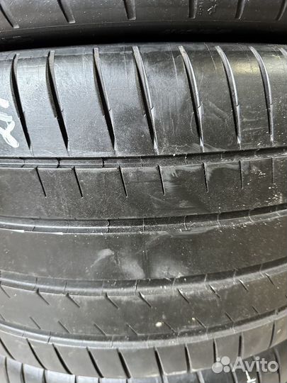 Michelin Pilot Sport 4 S 285/35 R22 и 315/30 R22 106Y