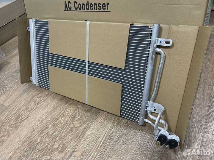 Радиатор кондиционера на Polo rapid fabia