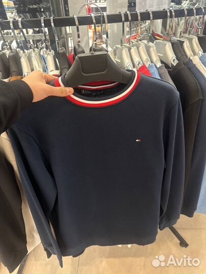 Tommy hilfiger свитшот