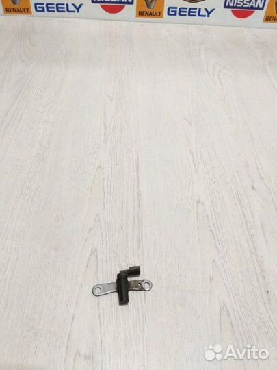 Датчик коленвала Nissan almera G15