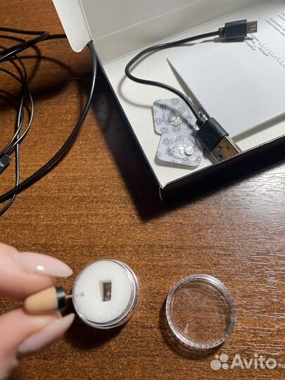 Микронаушник капсульный