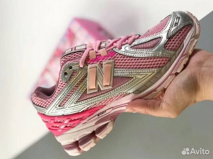 Кроссовки New Balance 1906R Naisy Roses Pink