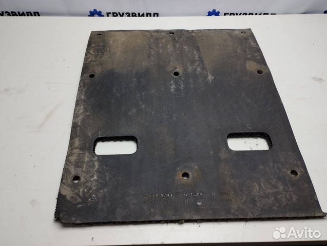 Брызговик задний Volvo FH4 82868700