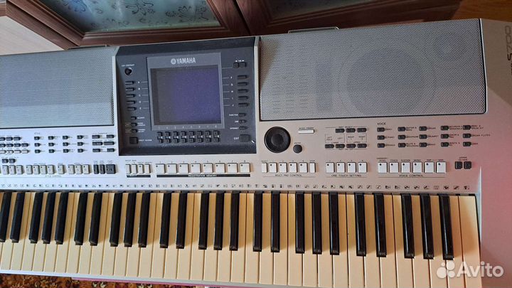 Синтезатор yamaha psr s700