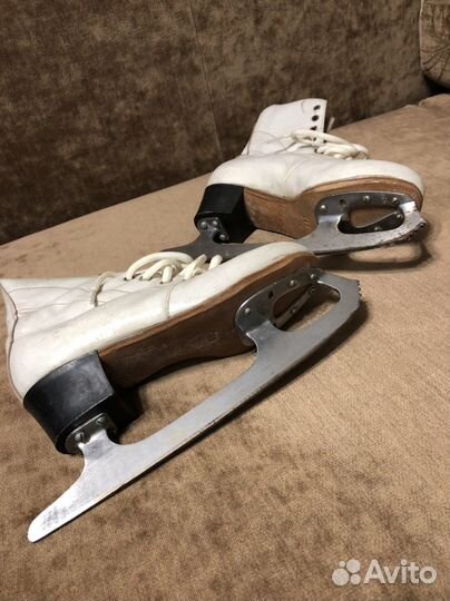 Коньки фигурные 37 размер