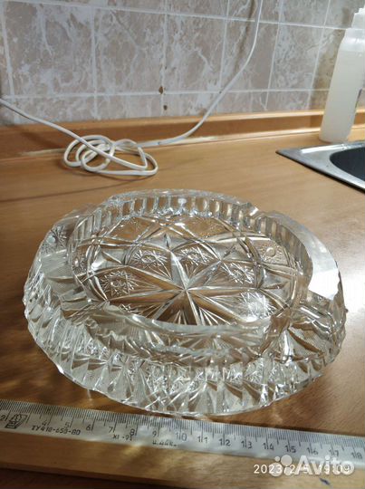 Хрустальная пепельница