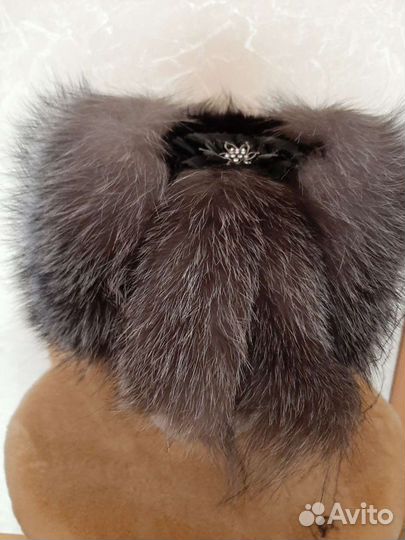 Женская шапка