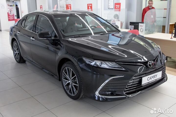 Toyota Camry 2.5 AT, 2023
