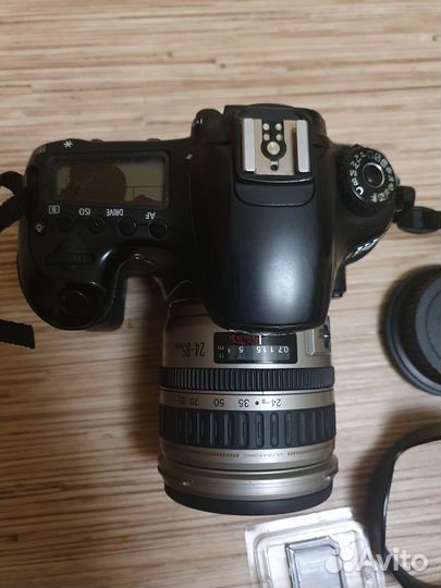 Зеркальный фотоаппарат canon