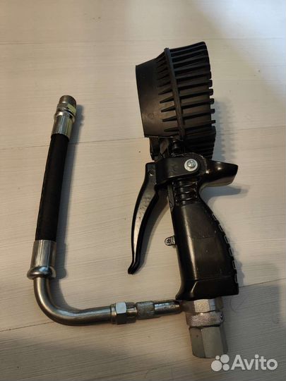 Линейный счетчик с овальными шестернями