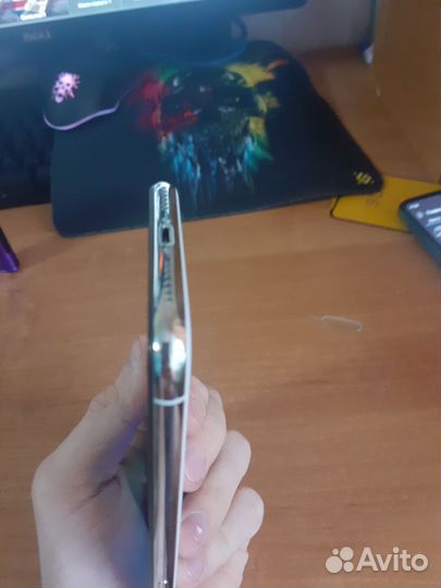 iPhone X, 64 ГБ