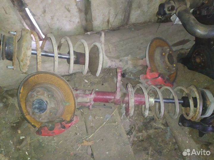 Стойки передним. ваз 2109