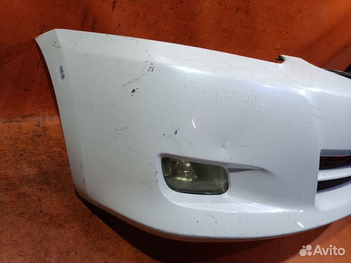 Бампер передний Toyota Wish ZNE10G